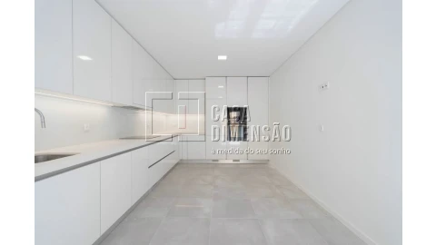 Apartamento T3 para Venda em Águas Livres