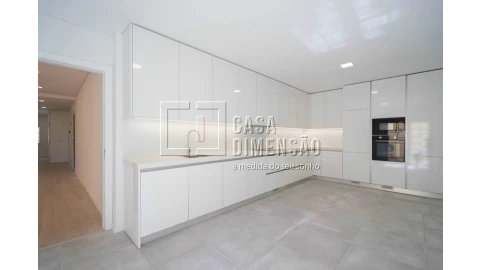 Apartamento T3 para Venda em Águas Livres