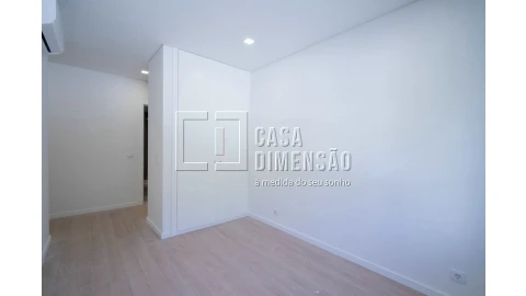 Apartamento T3 para Venda em Águas Livres