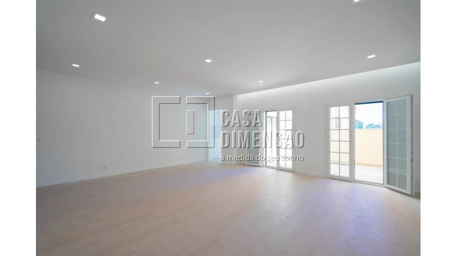 Apartamento T3 para Venda em Águas Livres Foto 8