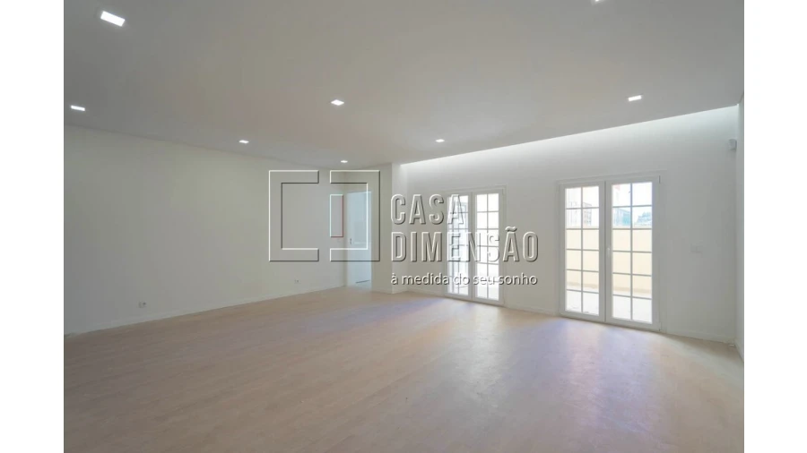 Apartamento T3 para Venda em Águas Livres Foto 9