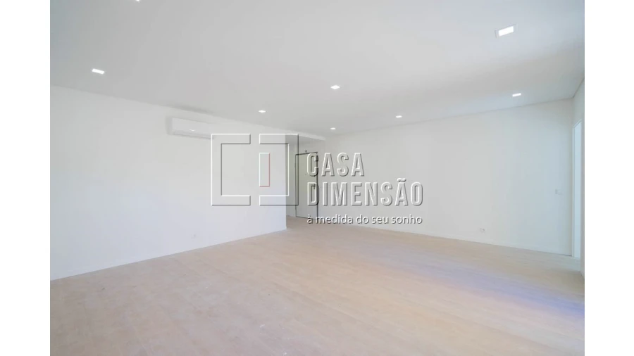 Apartamento T3 para Venda em Águas Livres Foto 10