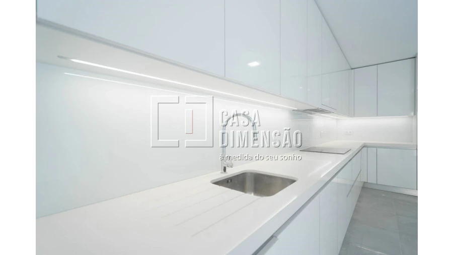 Apartamento T3 para Venda em Águas Livres Foto 19