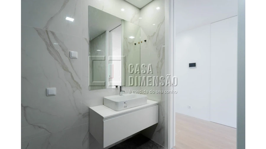 Apartamento T3 para Venda em Águas Livres Foto 29