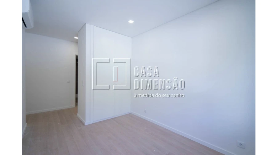 Apartamento T3 para Venda em Águas Livres Foto 39