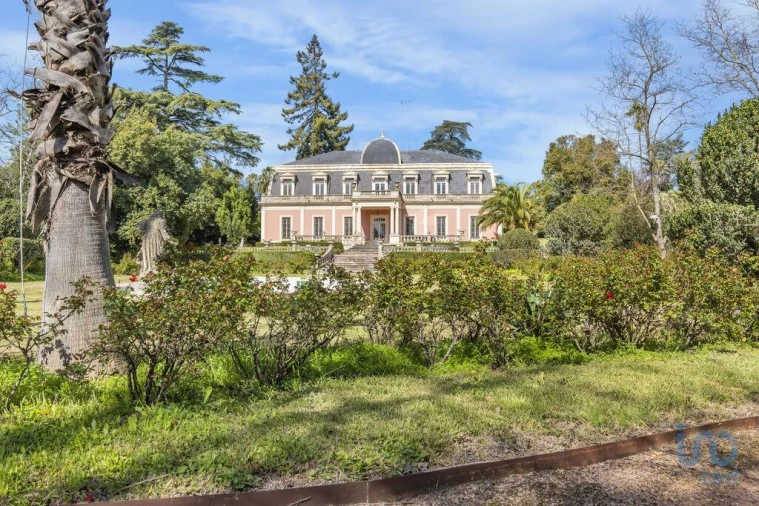 Moradia T10 para Venda em Assunção, Ajuda, Salvador e Santo Ildefonso Foto 3