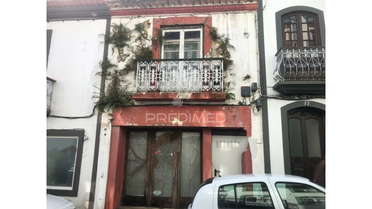 Moradia T2 para Venda em Angra (São Pedro) Foto 3