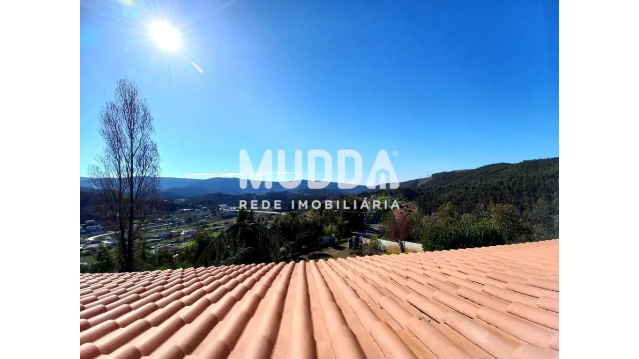 Moradia T4 para Venda em Ossela Foto 23