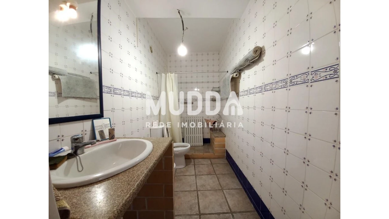 Moradia T4 para Venda em Ossela Foto 41