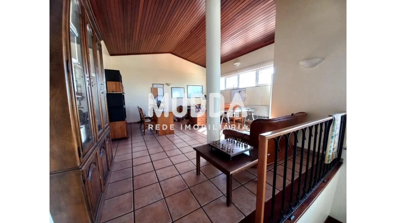 Moradia T4 para Venda em Ossela Foto 20