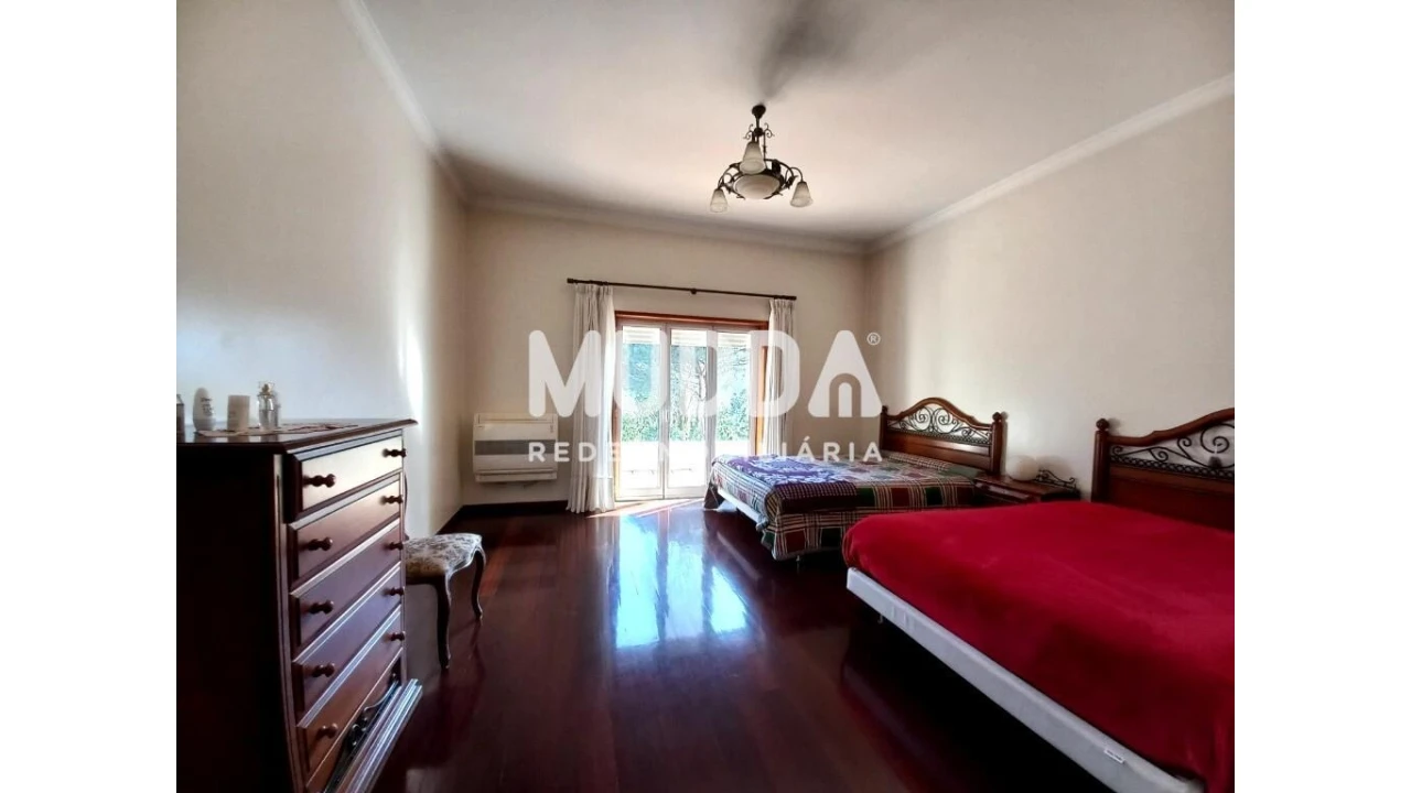 Moradia T4 para Venda em Ossela Foto 34