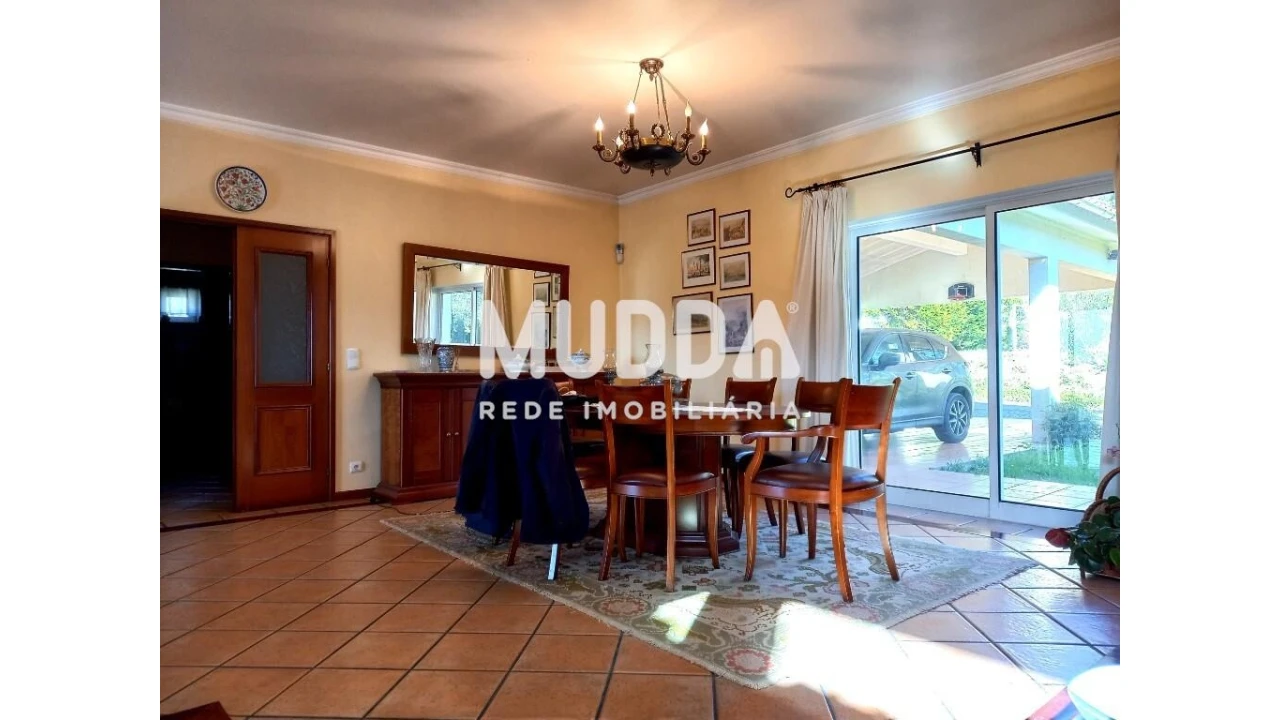 Moradia T4 para Venda em Ossela Foto 15