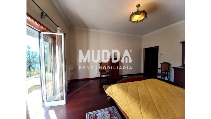 Moradia T4 para Venda em Ossela Foto 38