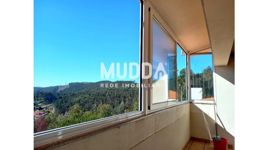 Moradia T4 para Venda em Ossela Foto 22