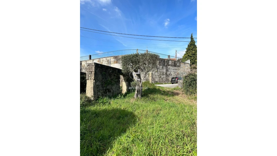 Terreno para Venda em Portela e Extremo Foto 18