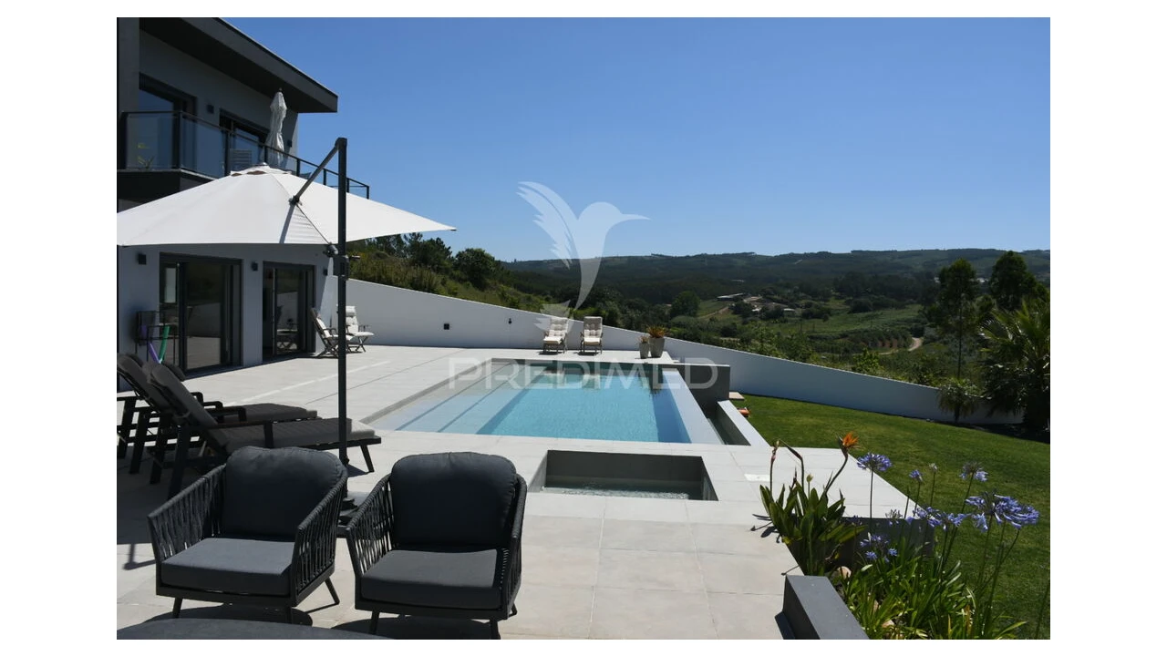 Moradia T3 para Venda em Lamas e Cercal Foto 1