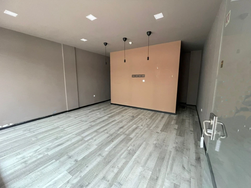 Loja para Venda em Oliveira, São Paio e São Sebastião Foto 3