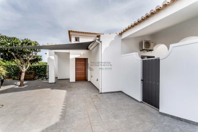 Moradia T3 para Venda em Mexilhoeira Grande