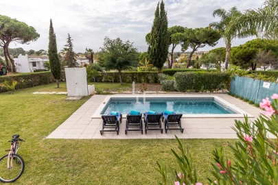 Apartamento T3 para Arrendamento férias em Quarteira