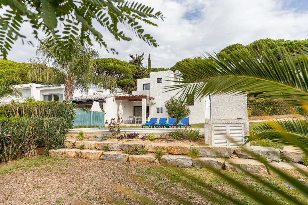 Apartamento T3 para Arrendamento férias em Quarteira Foto 4