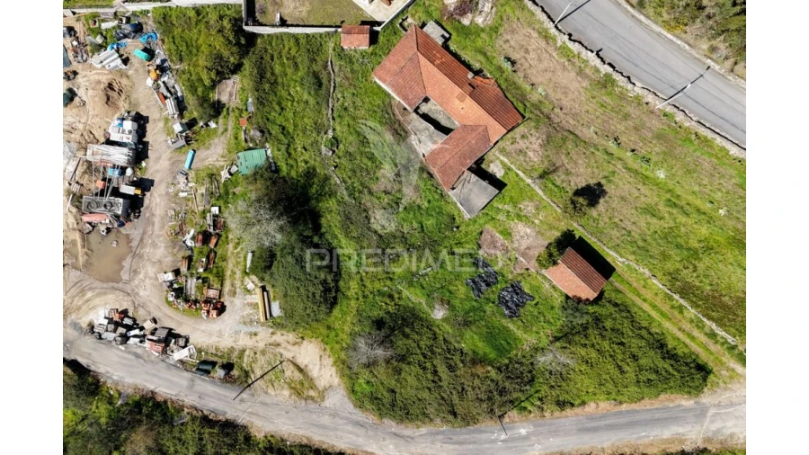 Moradia T3 para Venda em Arnoso (Santa Maria e Santa Eulália) e Sezures Foto 10