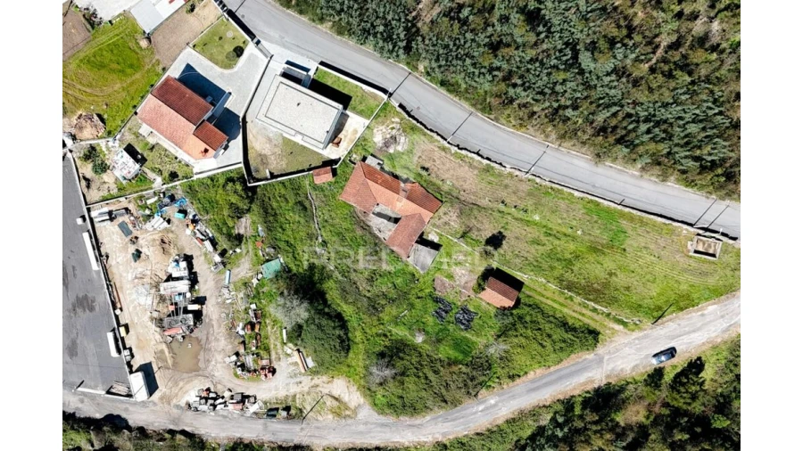 Moradia T3 para Venda em Arnoso (Santa Maria e Santa Eulália) e Sezures Foto 15