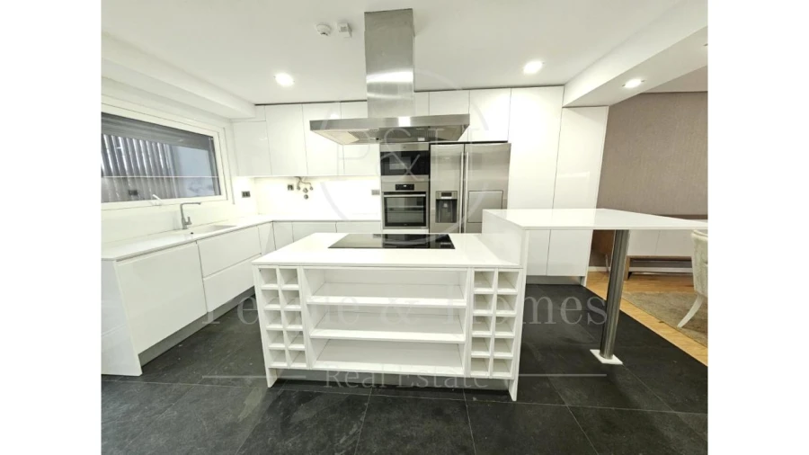 Moradia T4 para Venda em Cascais e Estoril Foto 16