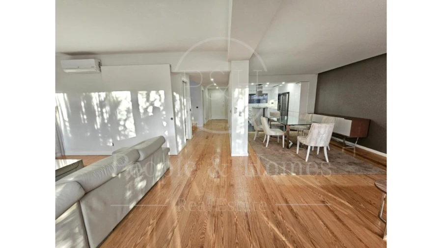 Moradia T4 para Venda em Cascais e Estoril Foto 11