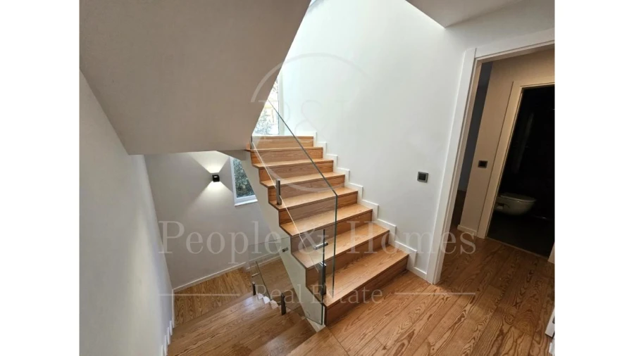 Moradia T4 para Venda em Cascais e Estoril Foto 23