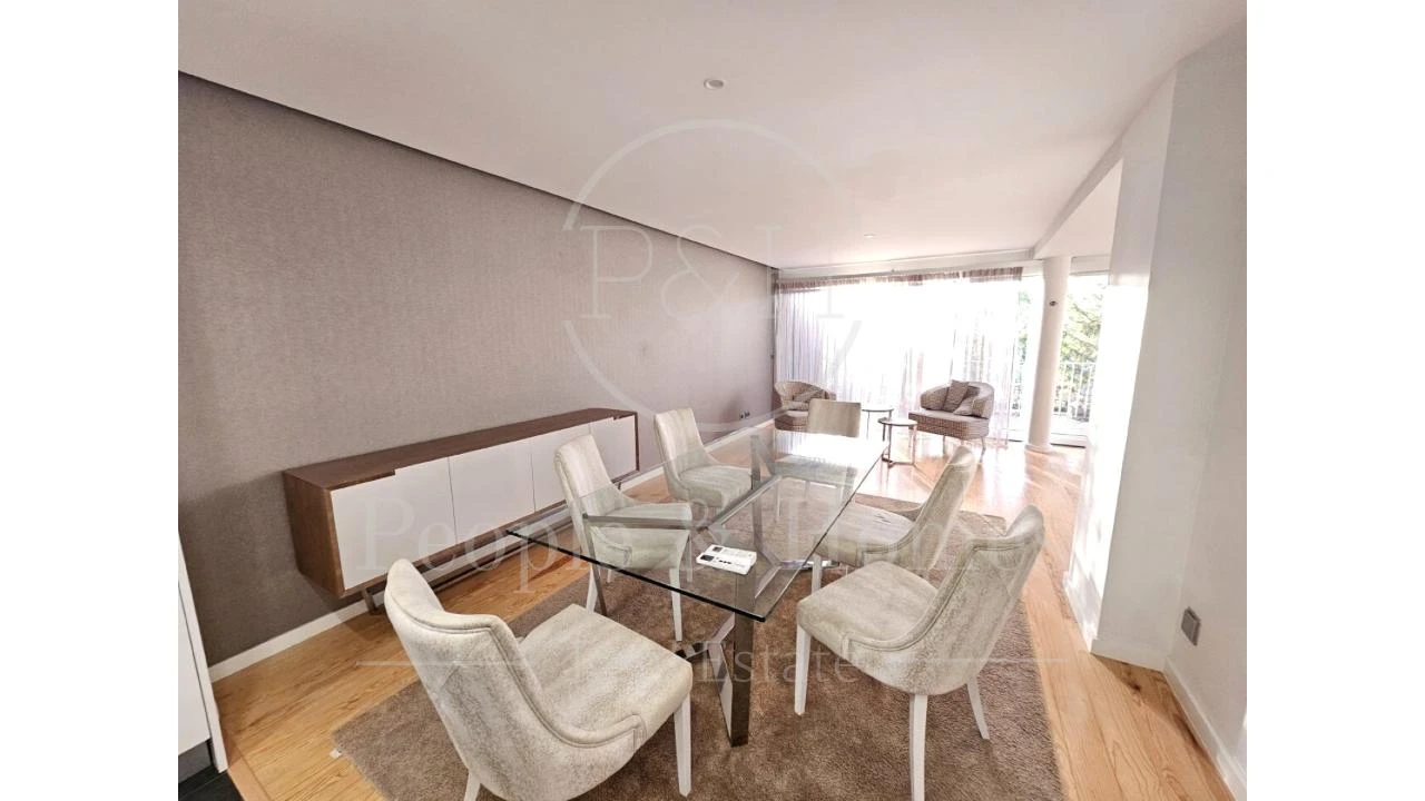 Moradia T4 para Venda em Cascais e Estoril Foto 18