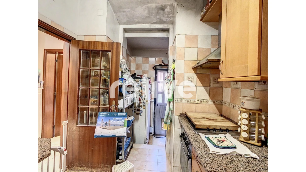 Apartamento T2 para Venda em Ajuda Foto 25