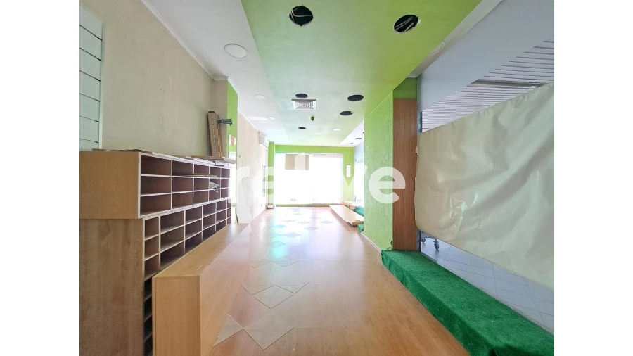 Loja para Venda em Massamá e Monte Abraão Foto 19