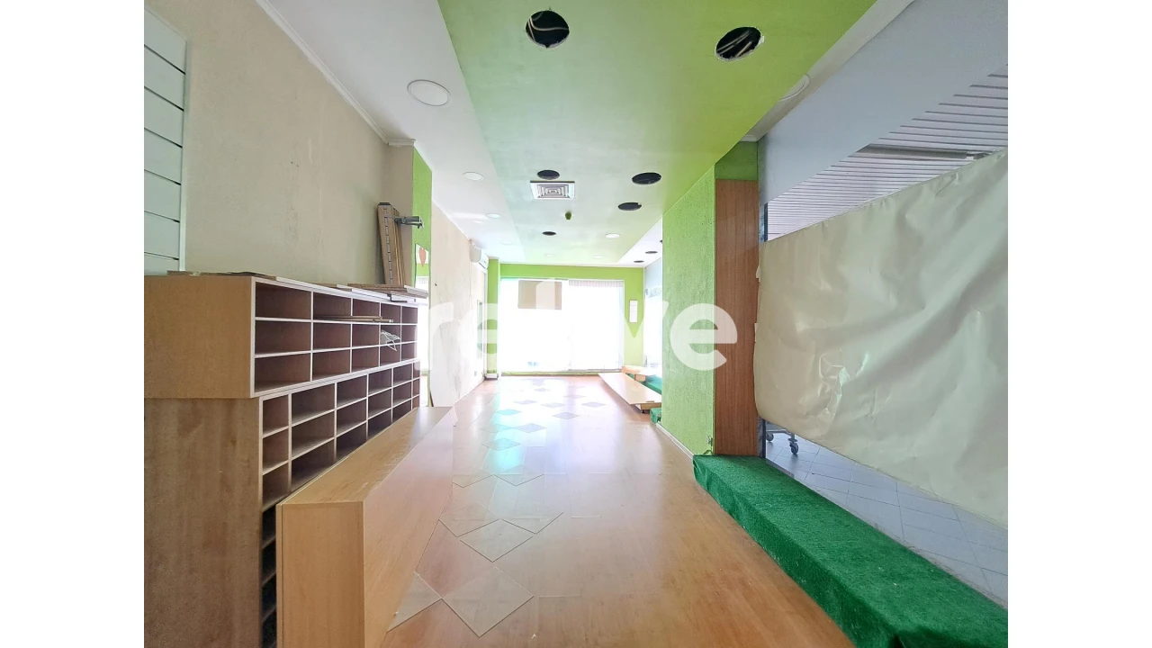 Loja para Venda em Massamá e Monte Abraão Foto 19