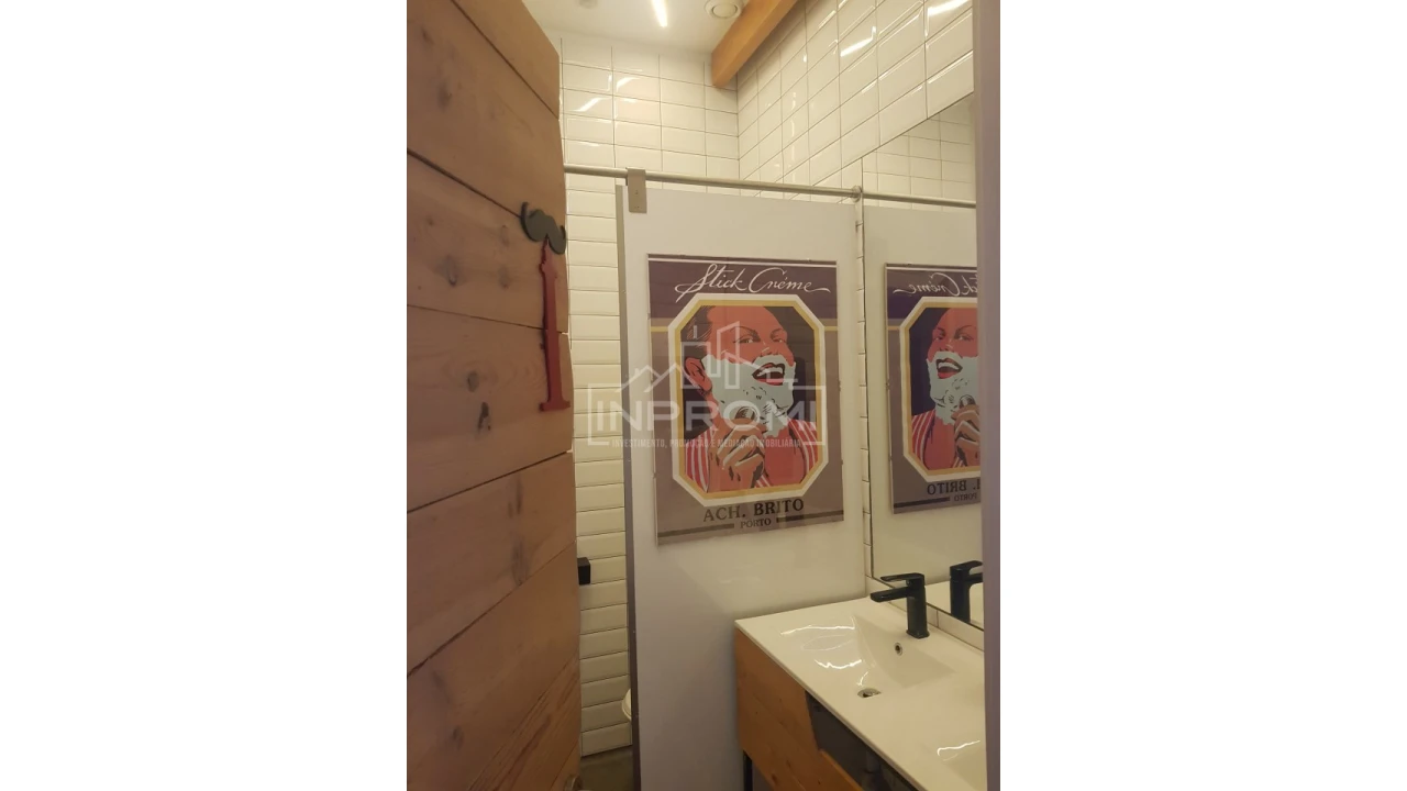 Negócio para Venda em Loures Foto 30