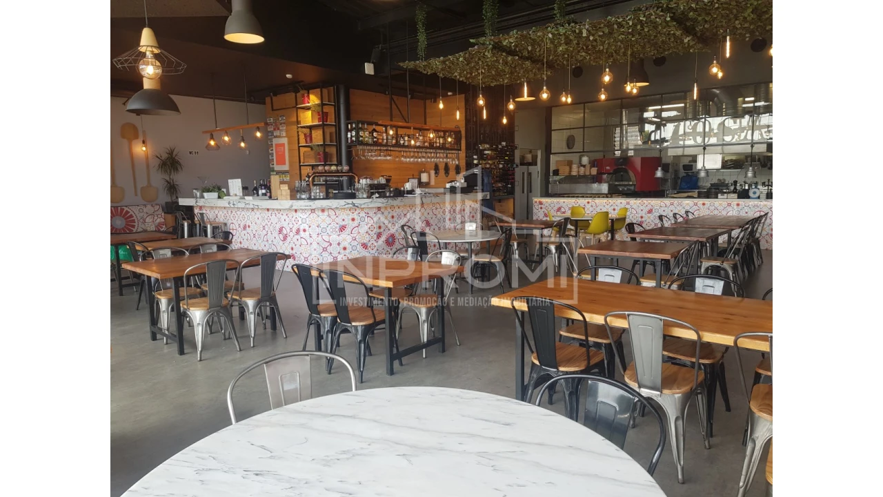 Negócio para Venda em Loures Foto 2