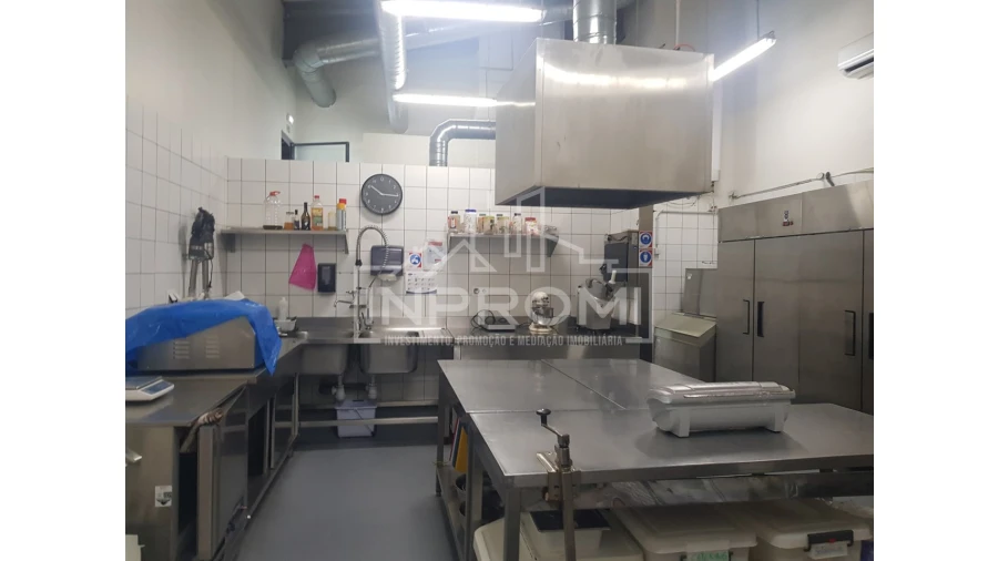 Negócio para Venda em Loures Foto 13