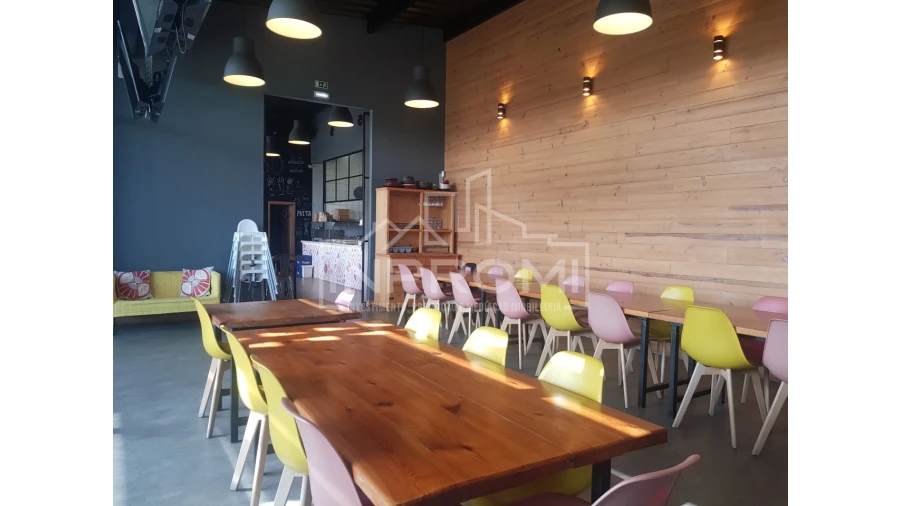 Negócio para Venda em Loures Foto 24