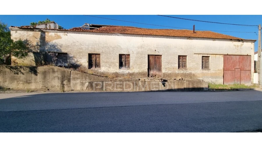 Armazém para Venda em Chancelaria