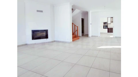Moradia T4 para Venda em Ericeira