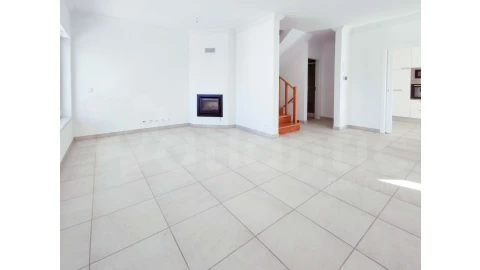 Moradia T4 para Venda em Ericeira