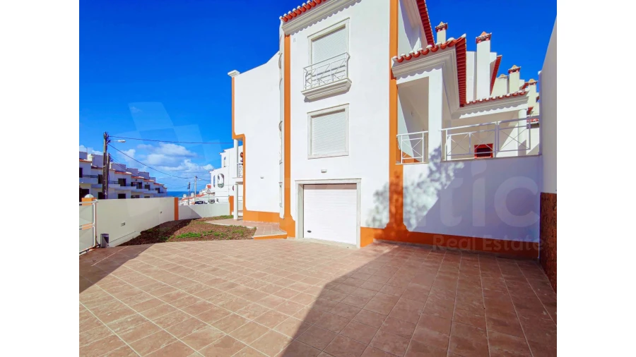 Moradia T4 para Venda em Ericeira Foto 2