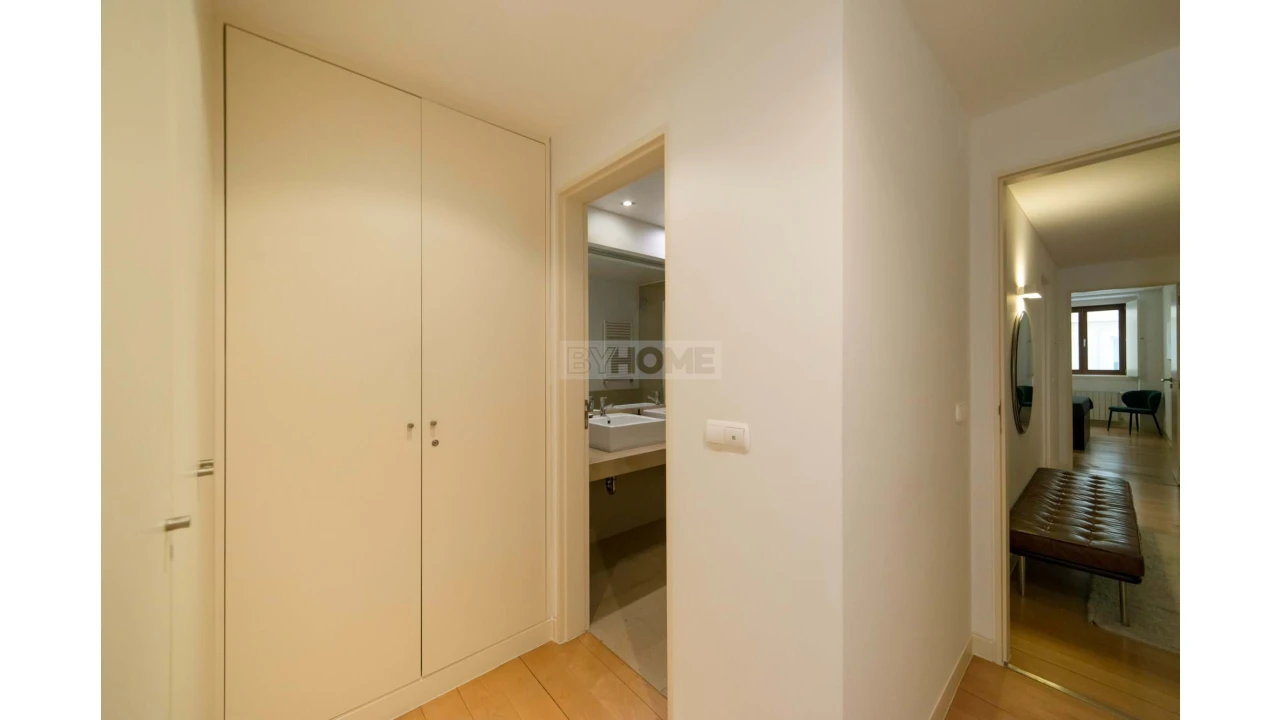 Apartamento T2 para Venda em Santa Maria Maior Foto 19