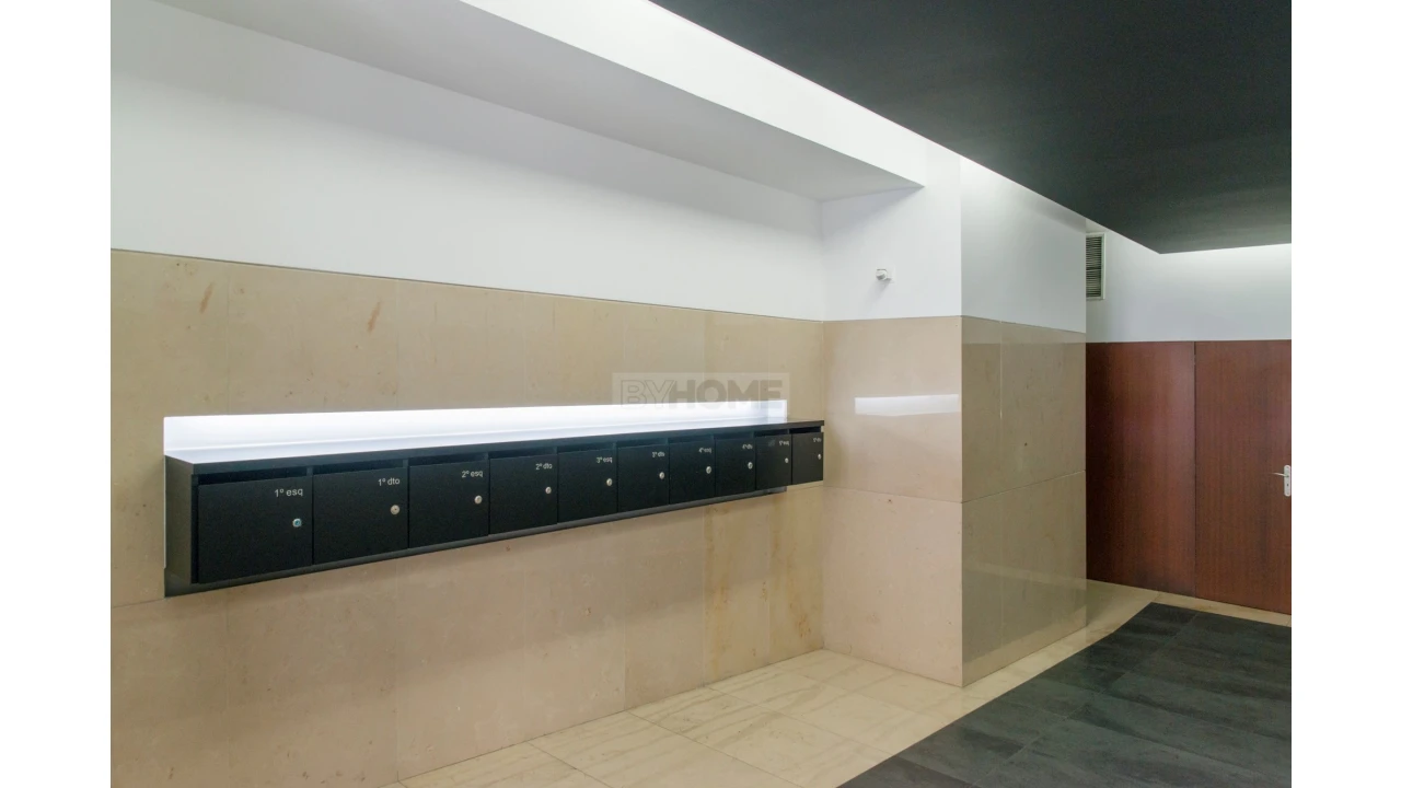 Apartamento T2 para Venda em Santa Maria Maior Foto 32