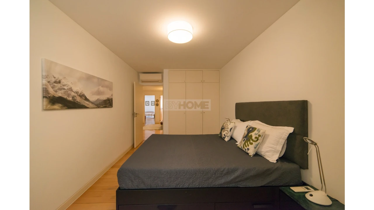 Apartamento T2 para Venda em Santa Maria Maior Foto 24