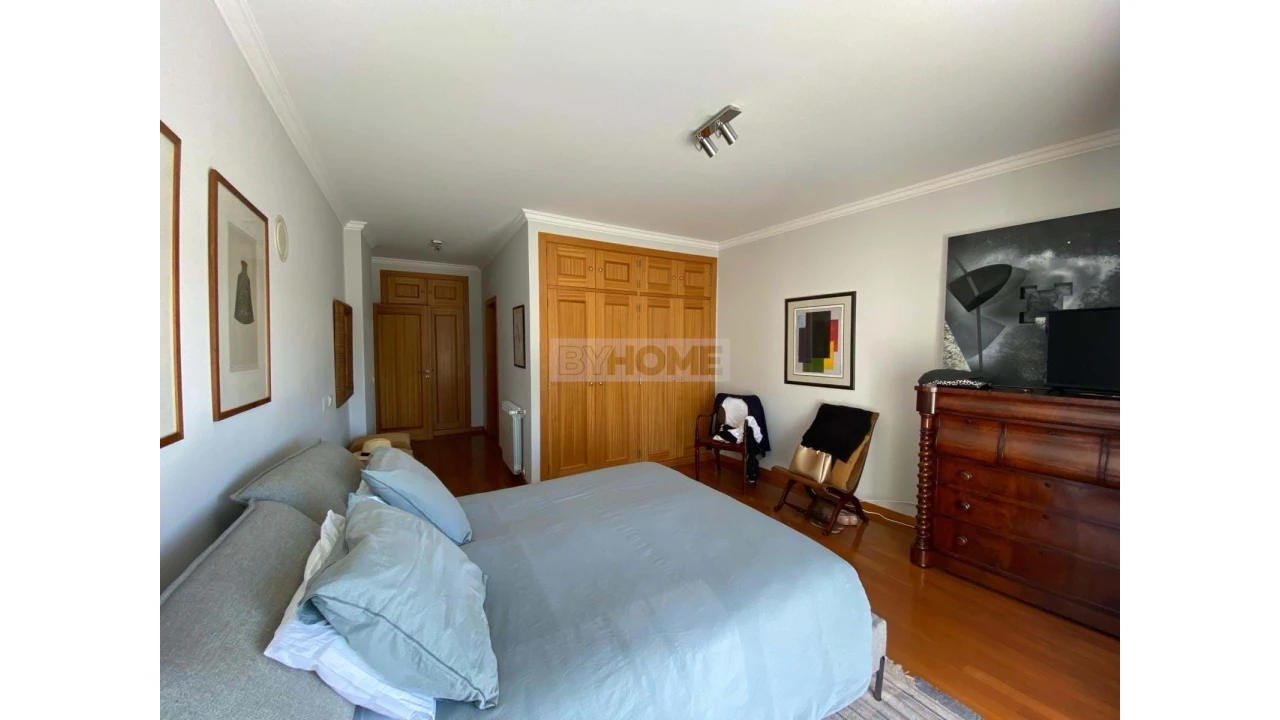 Apartamento T3 para Venda em Alcabideche Foto 10