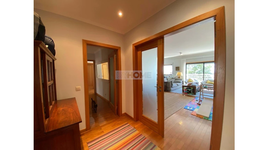 Apartamento T3 para Venda em Alcabideche Foto 2