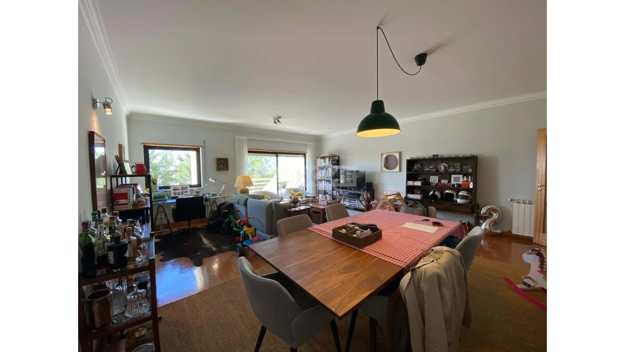 Apartamento T3 para Venda em Alcabideche Foto 3