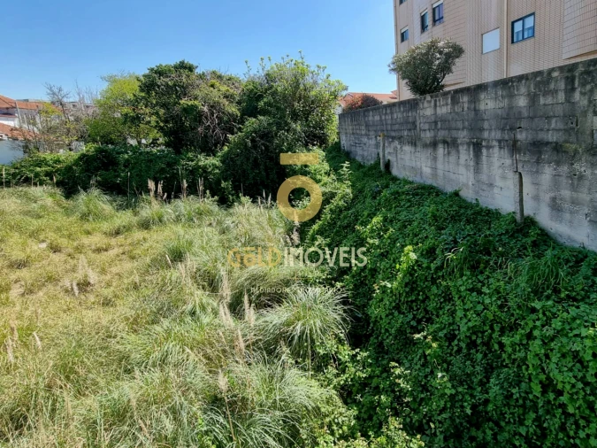 Terreno para Venda em Gulpilhares e Valadares Foto 3