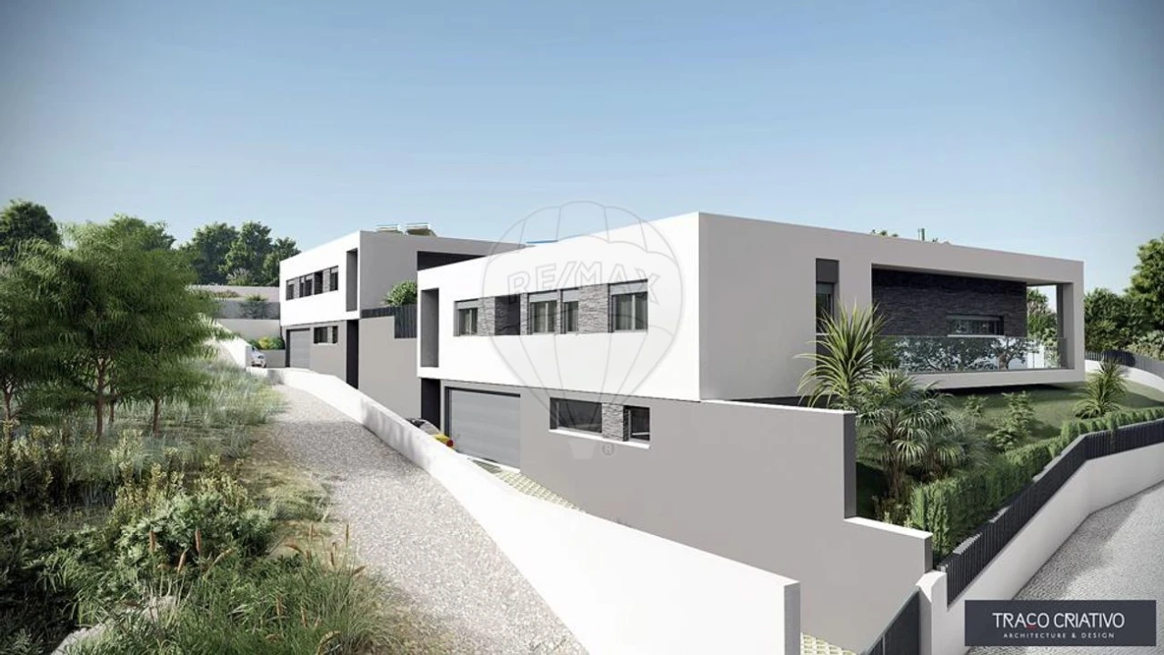 Moradia T3 para Venda em Queluz e Belas Foto 5