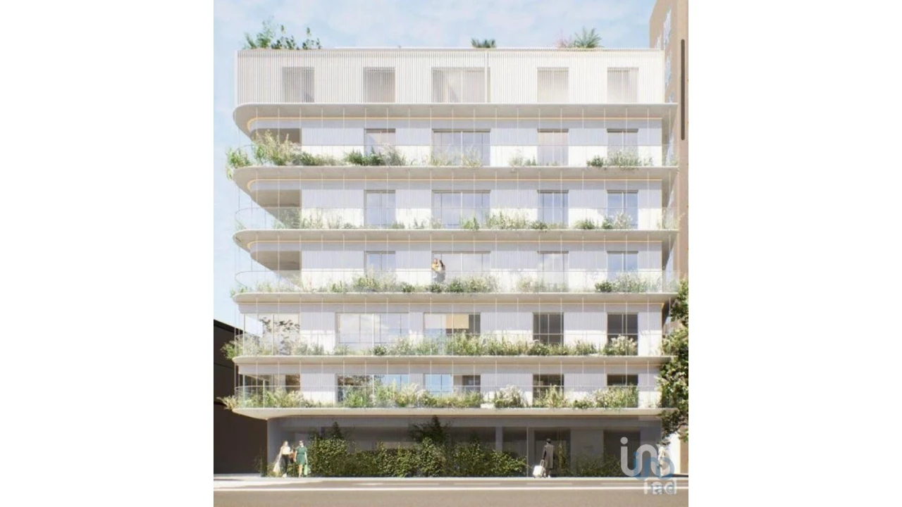Apartamento T3 para Venda em Faro (Sé e São Pedro) Foto 1